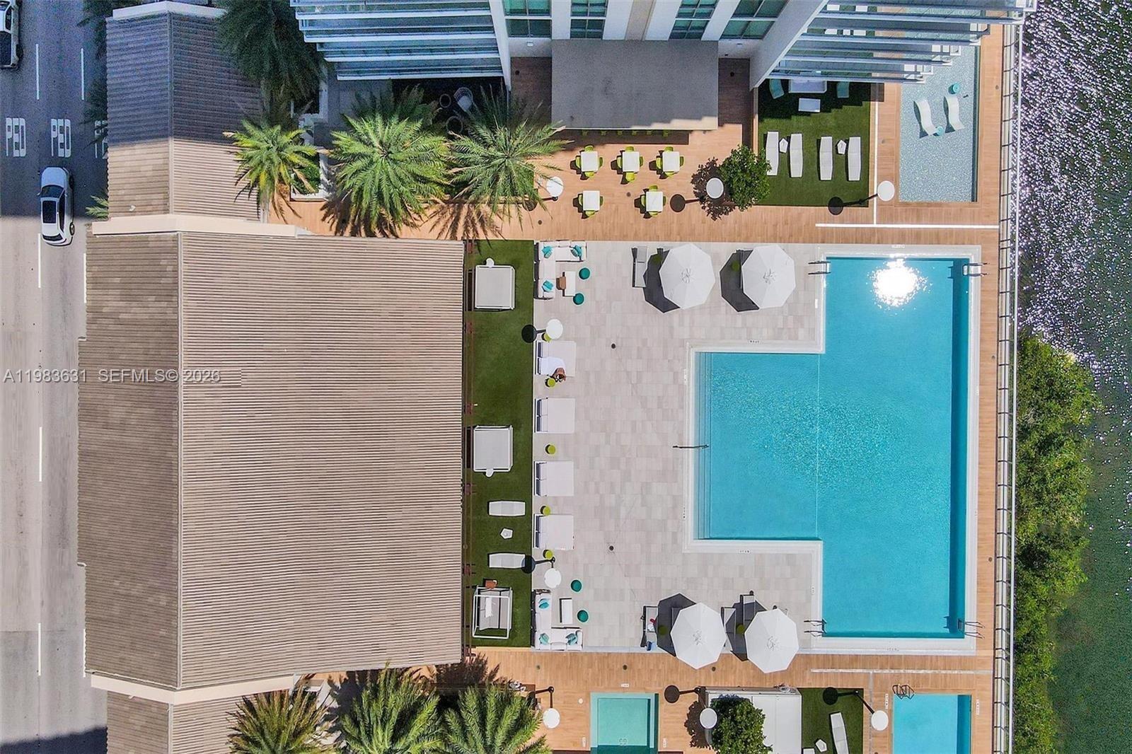 4-805 2 / 3 1541 кв.футов $ 2026-03-16 0 Фото