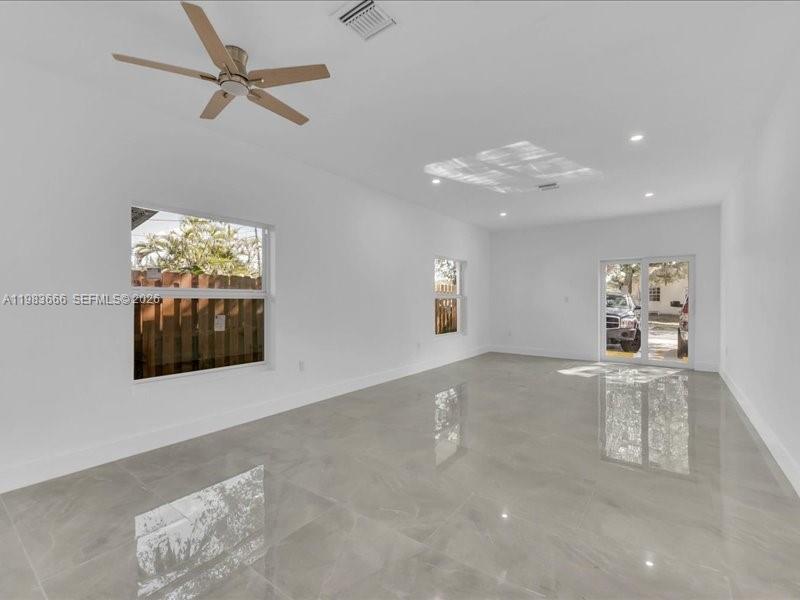   /   sq. ft. $ 2026-03-16 0 Photo