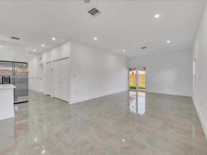   /   sq. ft. $ 2026-03-16 0 Photo