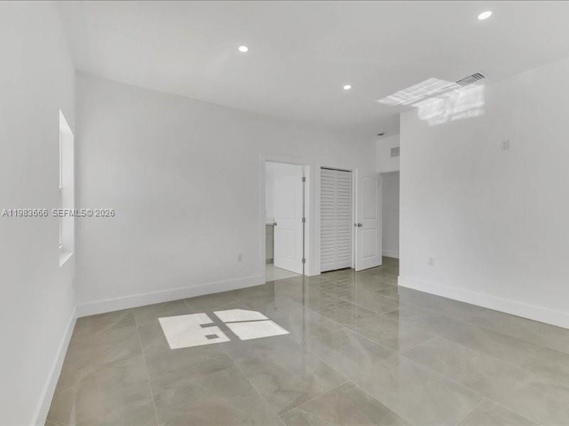   /   sq. ft. $ 2026-03-16 0 Photo