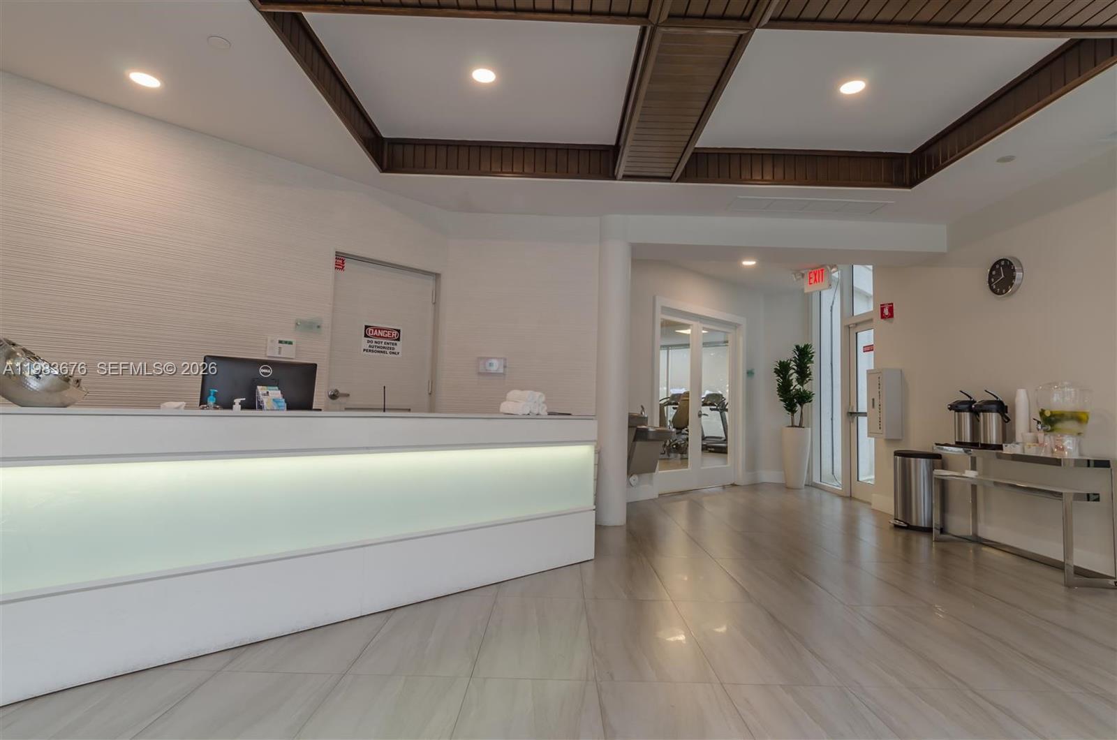 Photo of 20281 Country Club Dr  #608, Aventura, Florida, 33180 - 