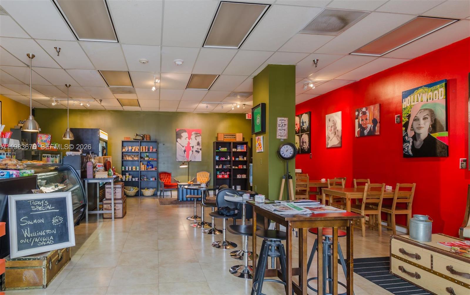 Photo of 20281 Country Club Dr  #608, Aventura, Florida, 33180 - Hamptons Cafe