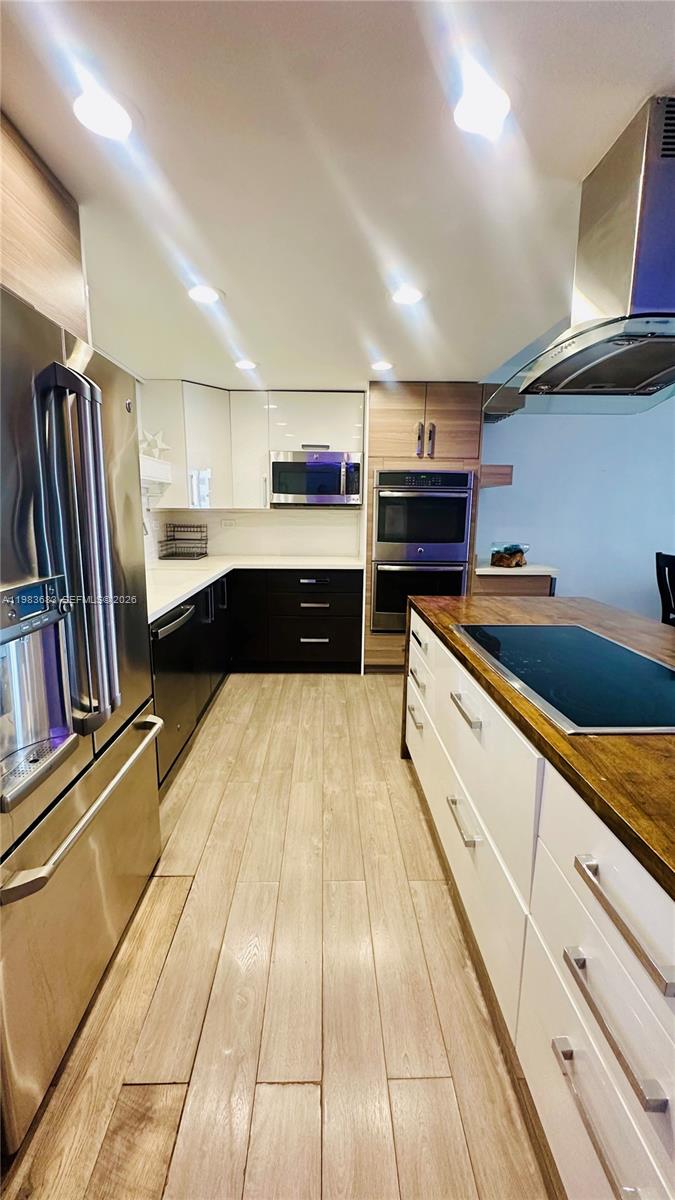 Photo of 19390 Collins Ave  #424, Sunny Isles Beach, Florida, 33160 - 