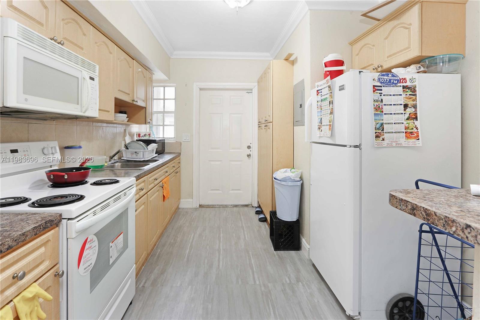   /   sq. ft. $ 2026-03-16 0 foto