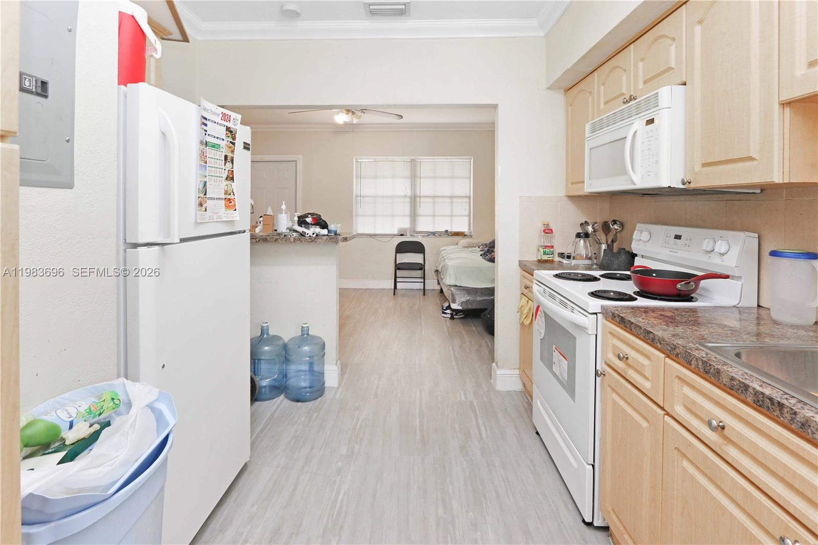   /   sq. ft. $ 2026-03-16 0 foto