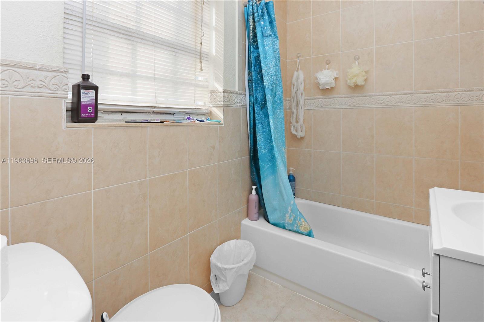   /   sq. ft. $ 2026-03-16 0 foto