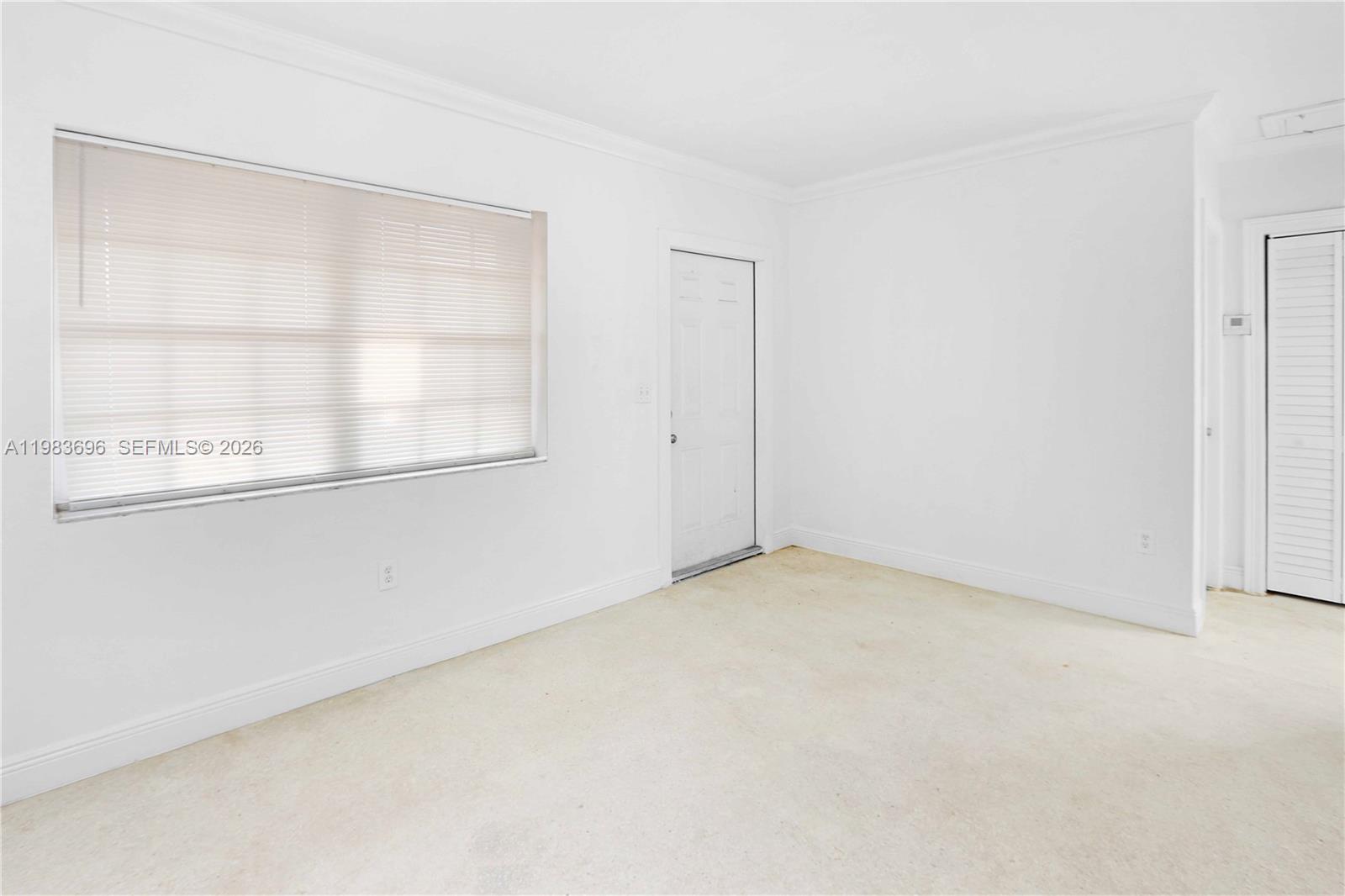   /   sq. ft. $ 2026-03-16 0 foto