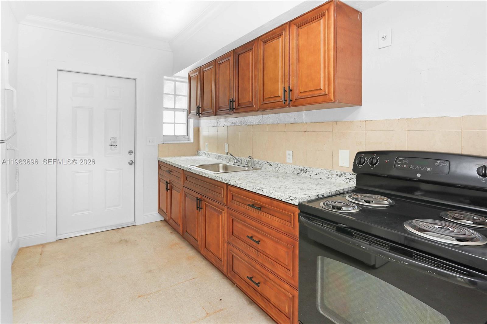   /   sq. ft. $ 2026-03-16 0 foto