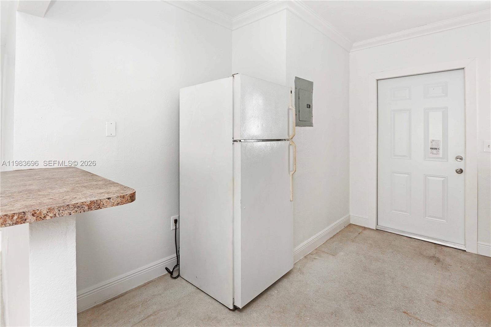   /   sq. ft. $ 2026-03-16 0 foto