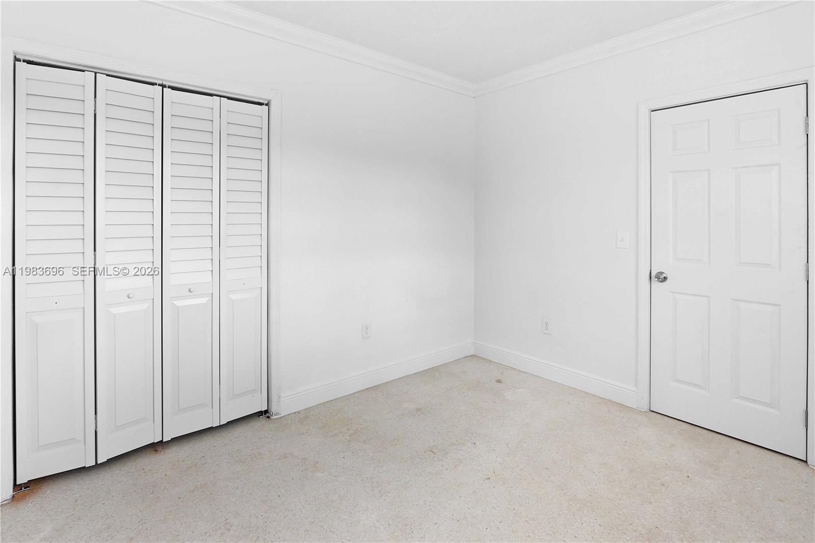   /   sq. ft. $ 2026-03-16 0 foto