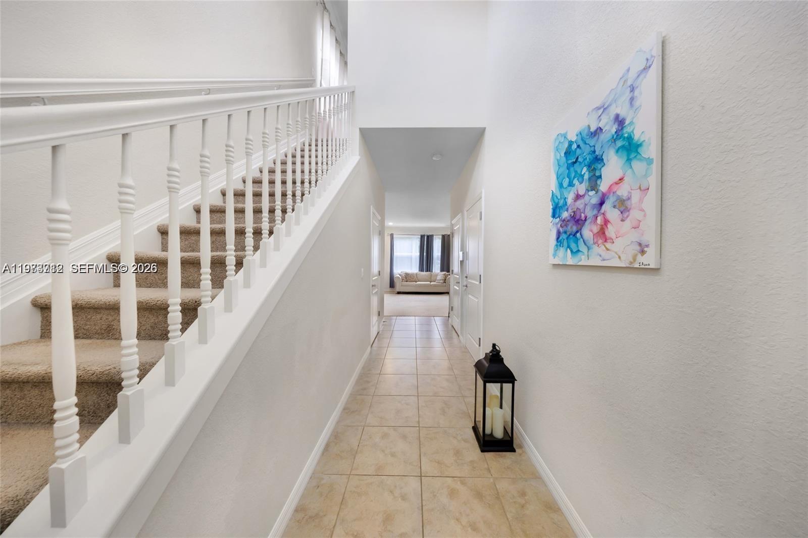 932 3 / 3 1881 sq. ft. $ 2026-03-16 0 foto