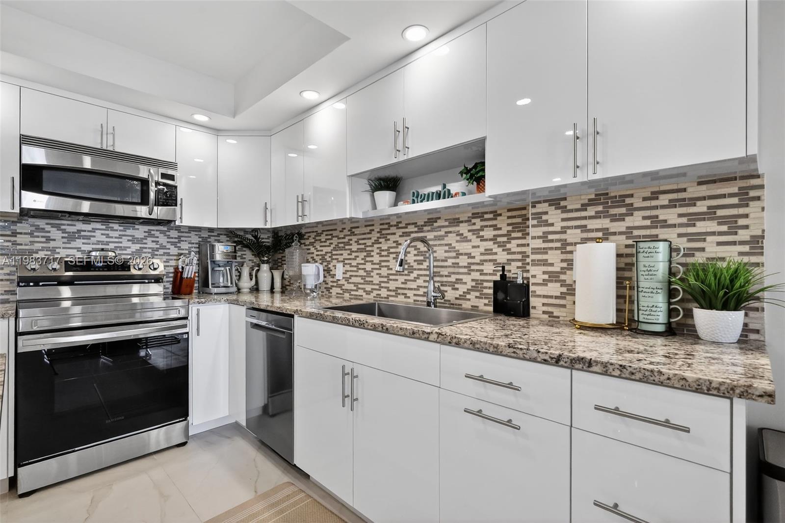 Photo of 1410 Ocean Dr #601, Hollywood, Florida, 33019 -