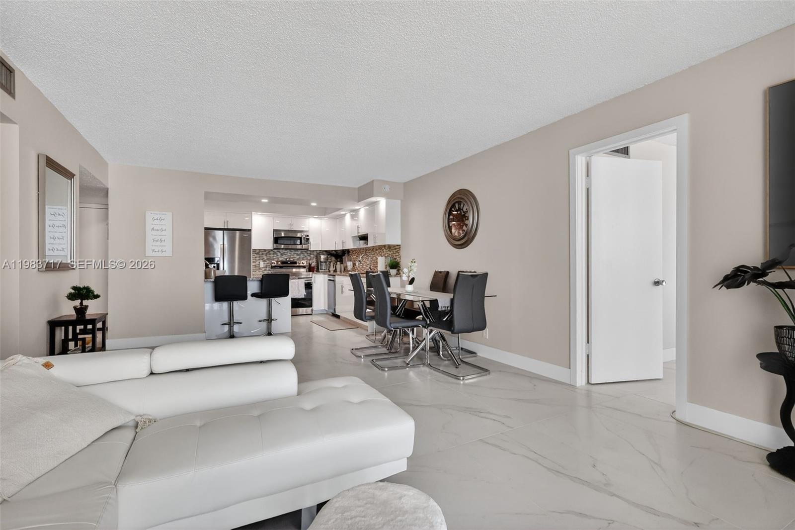 Photo of 1410 Ocean Dr #601, Hollywood, Florida, 33019 -