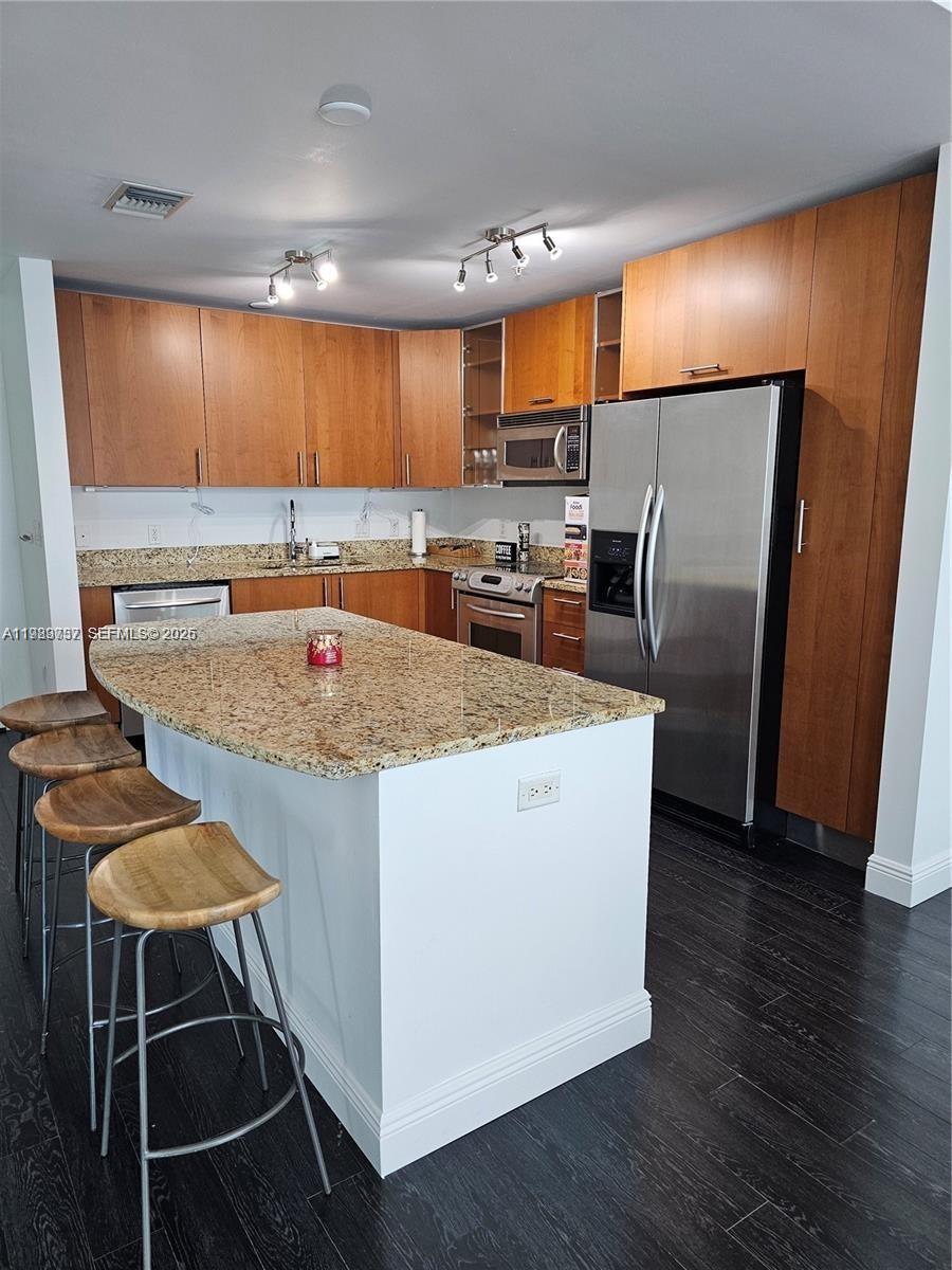 Photo of 1945 Ocean Dr  #807, Hallandale Beach, Florida, 33009 - 