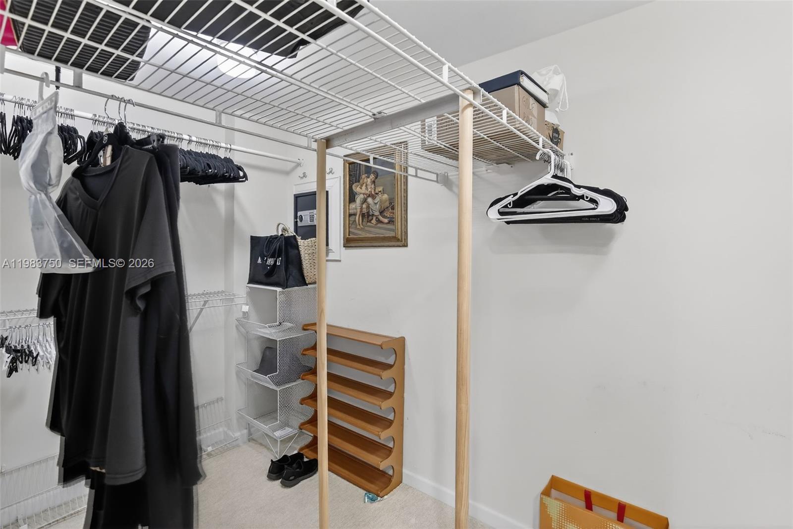 301 2 / 2 1690 sq. ft. $ 2026-03-18 0 Photo