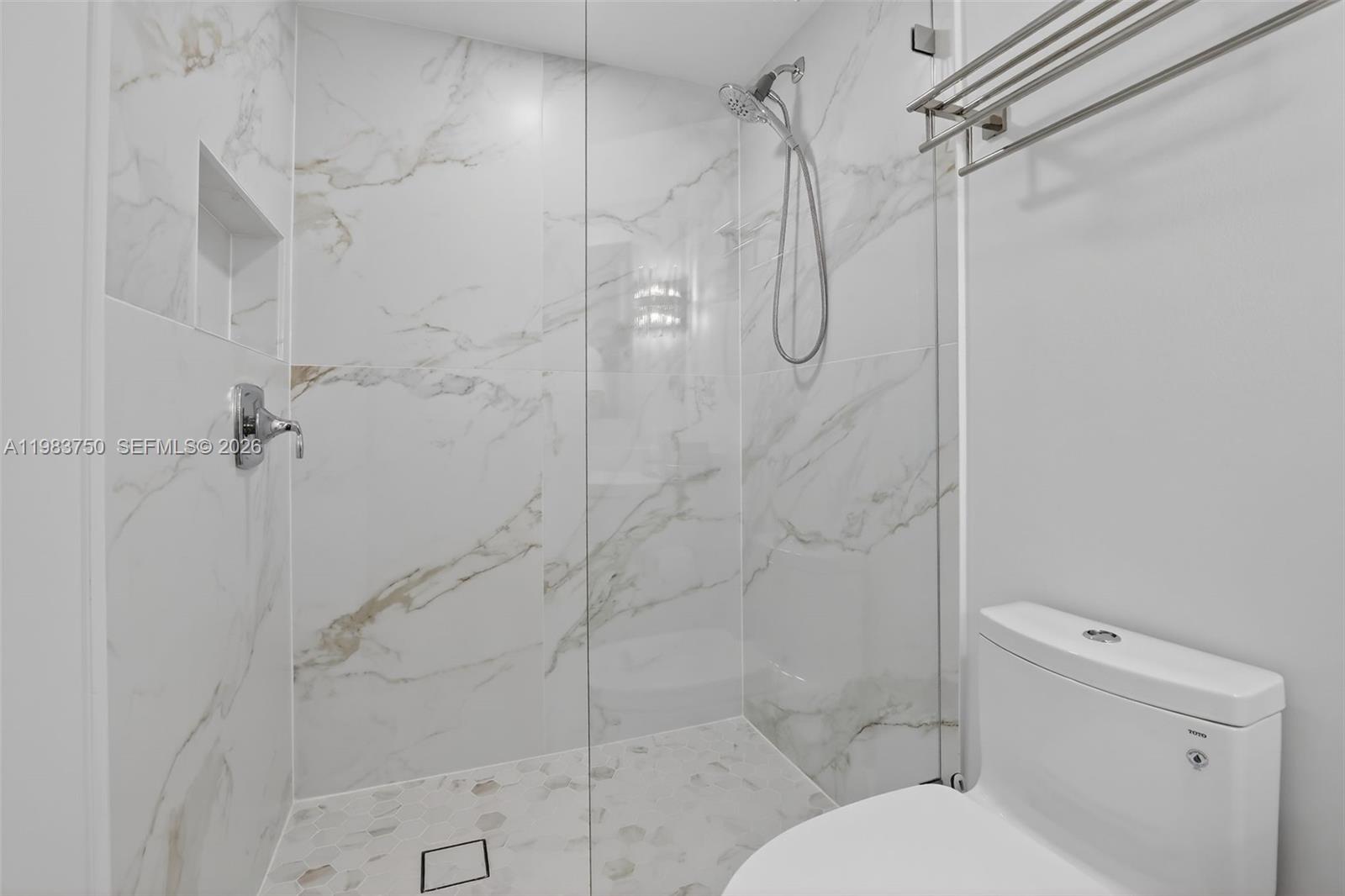 301 2 / 2 1690 sq. ft. $ 2026-03-18 0 Photo