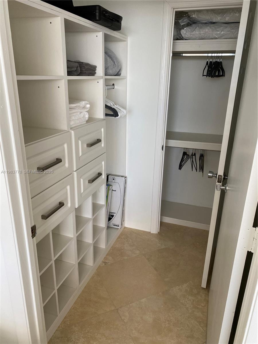 3507 1 / 1 871 sq. ft. $ 2026-04-08 0 foto