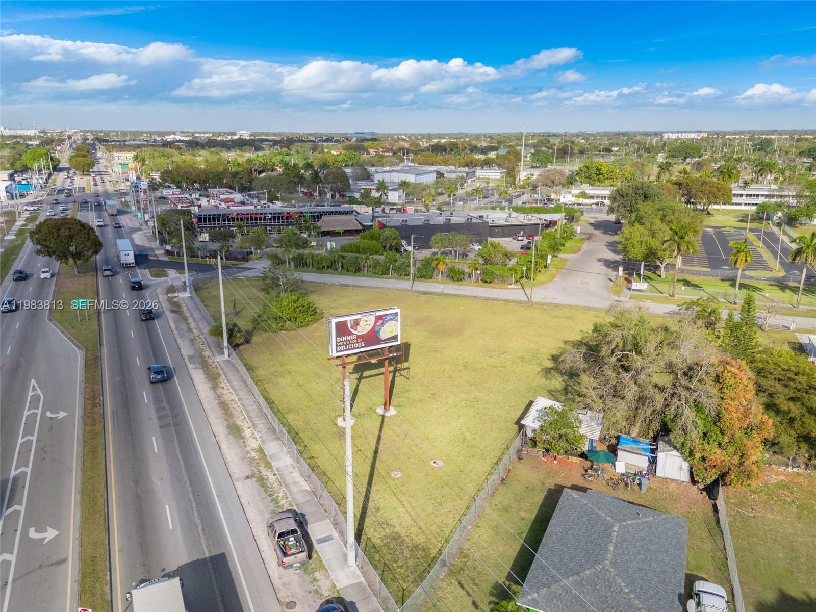   /   кв.футов $ 2026-03-16 0 Фото