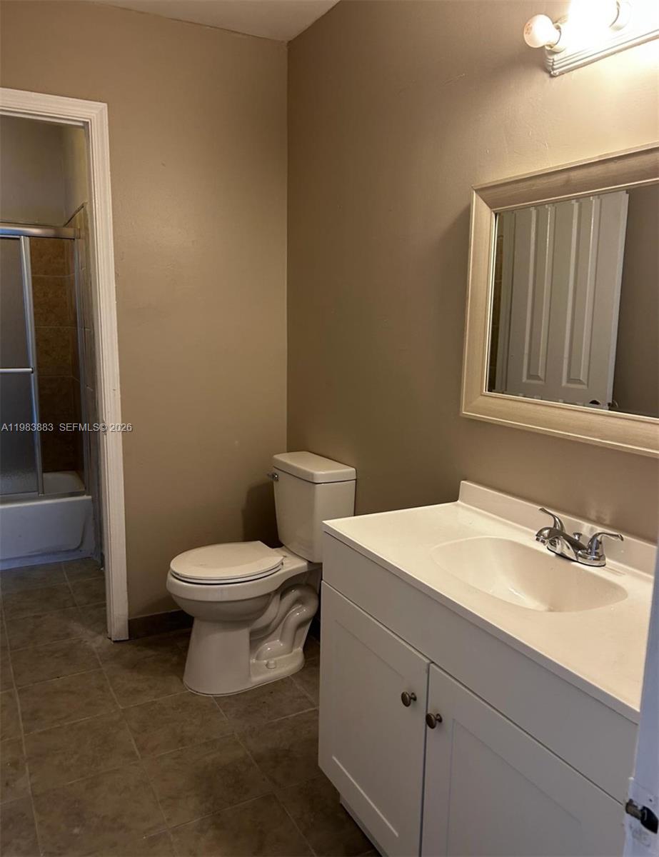 6593 3 / 3 1380 sq. ft. $ 2026-03-16 0 Photo