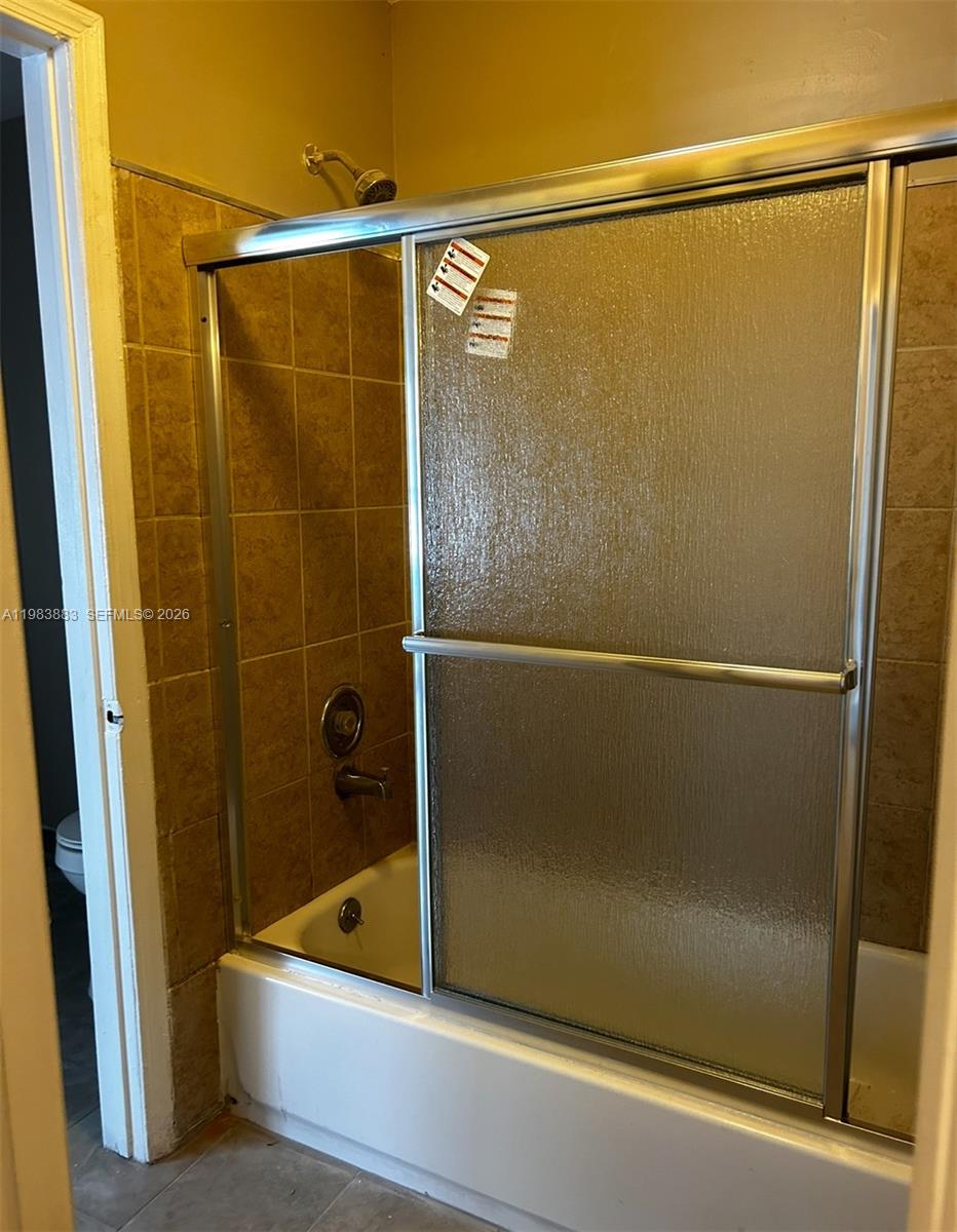 6593 3 / 3 1380 sq. ft. $ 2026-03-16 0 Photo