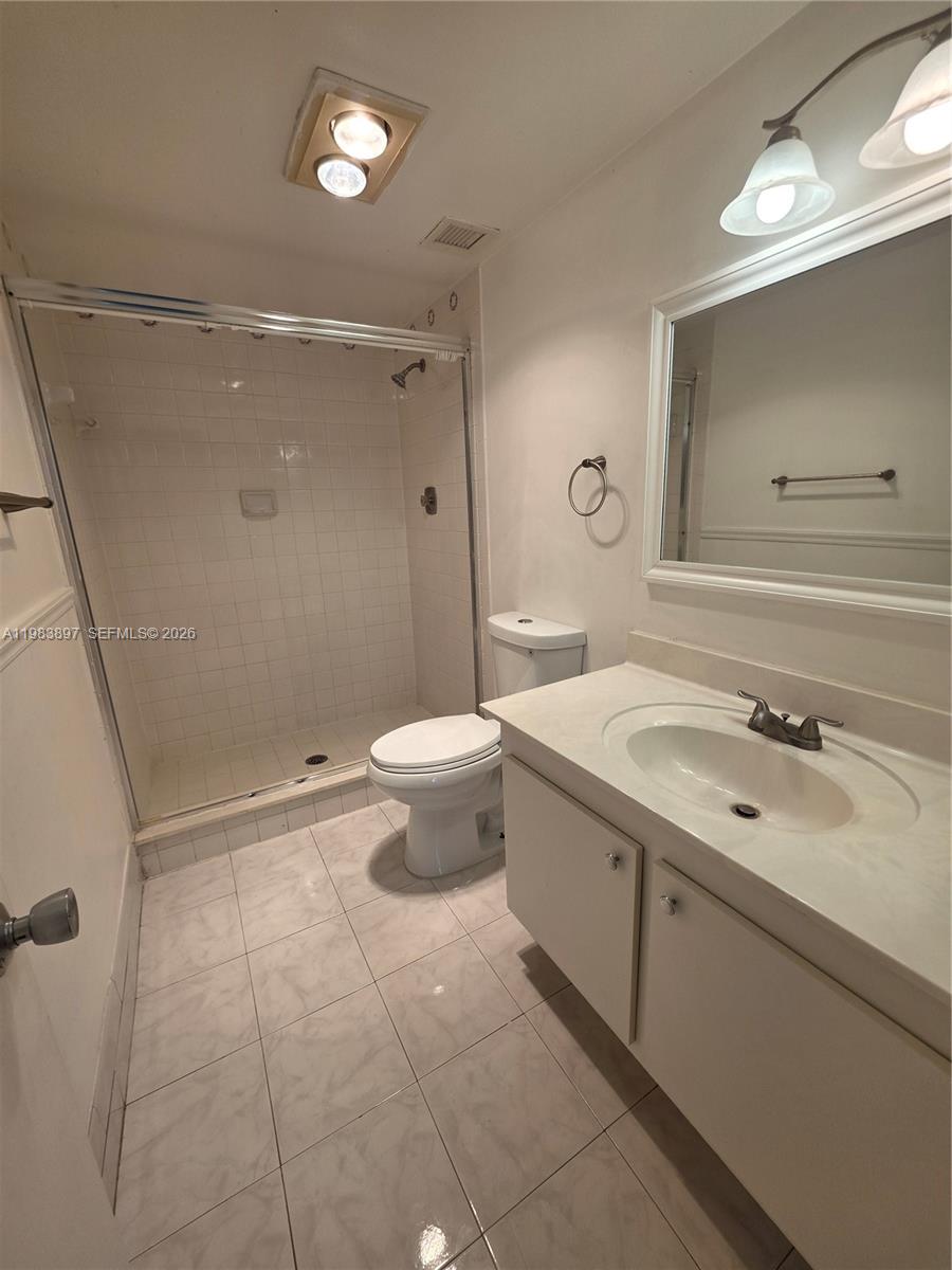 210 2 / 2 1100 sq. ft. $ 2026-03-16 0 Photo