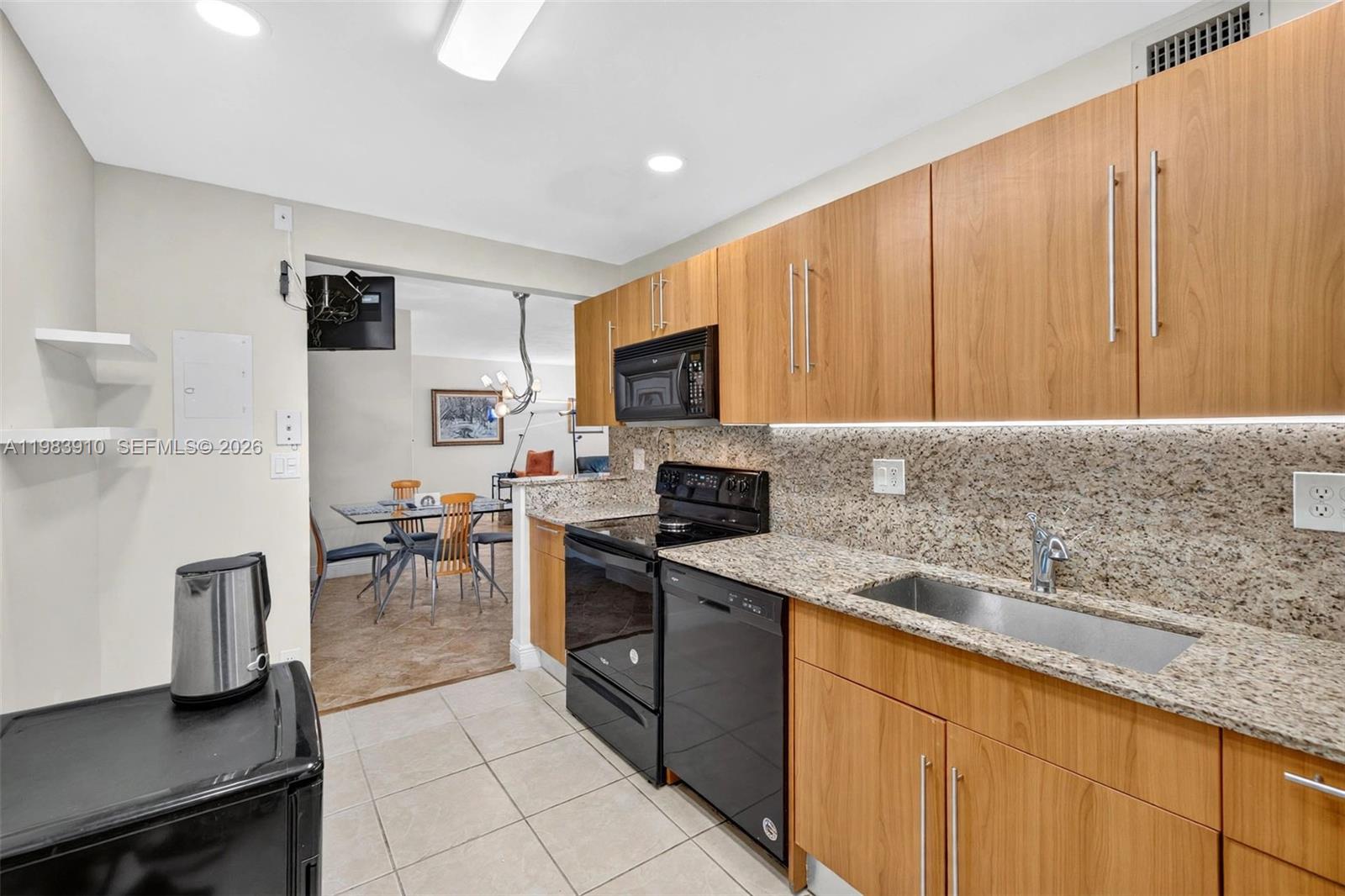 Photo of 3001 Ocean Dr  #625, Hollywood, Florida, 33019 - 