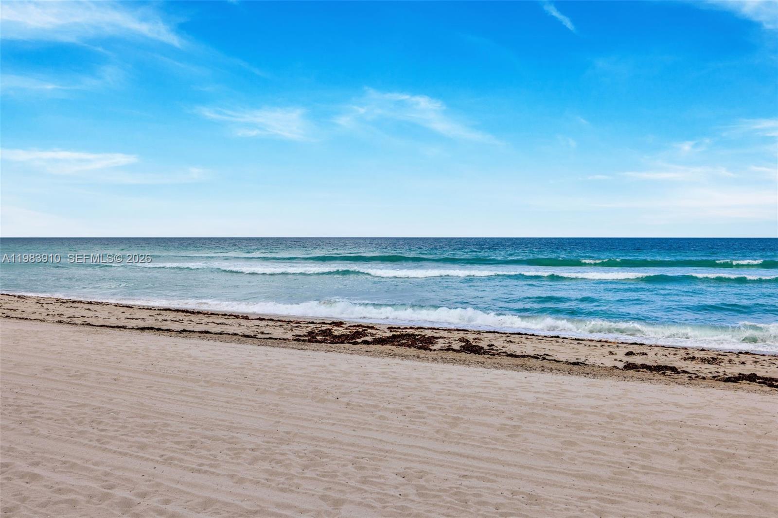 Photo of 3001 Ocean Dr  #625, Hollywood, Florida, 33019 - 