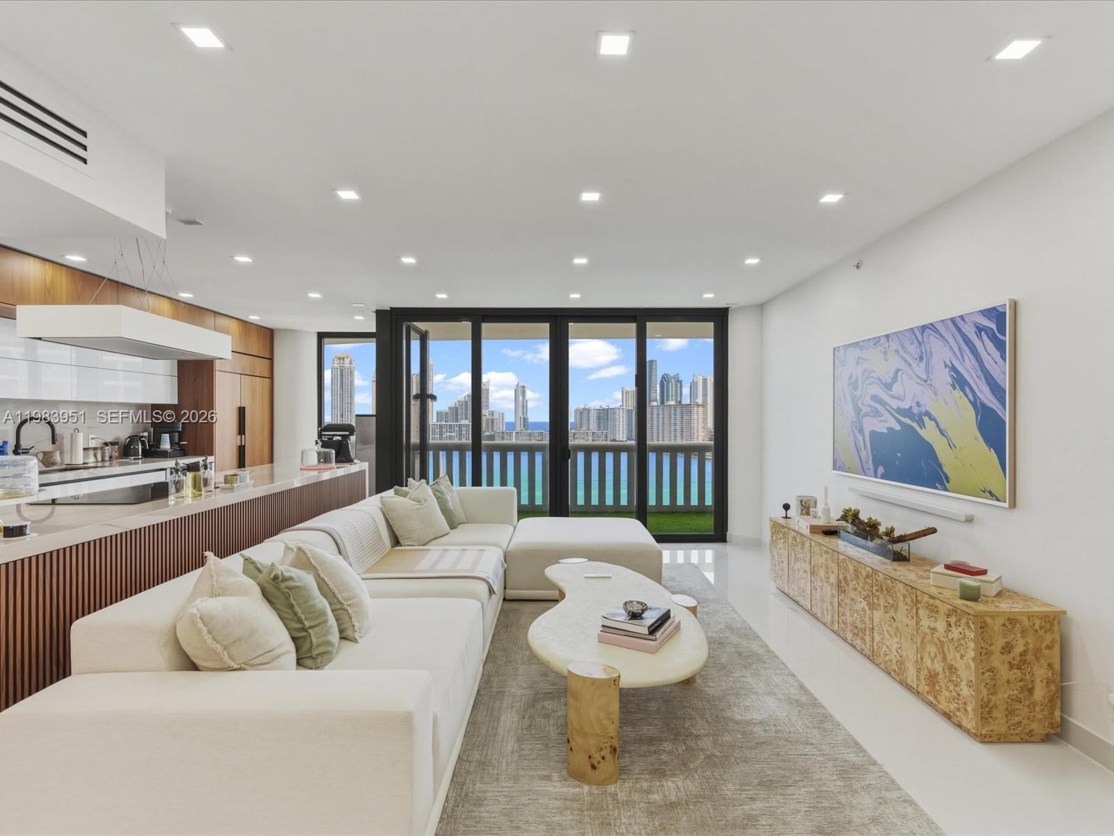 1501 2 / 2 1690 кв.футов $ 2026-03-16 0 Фото