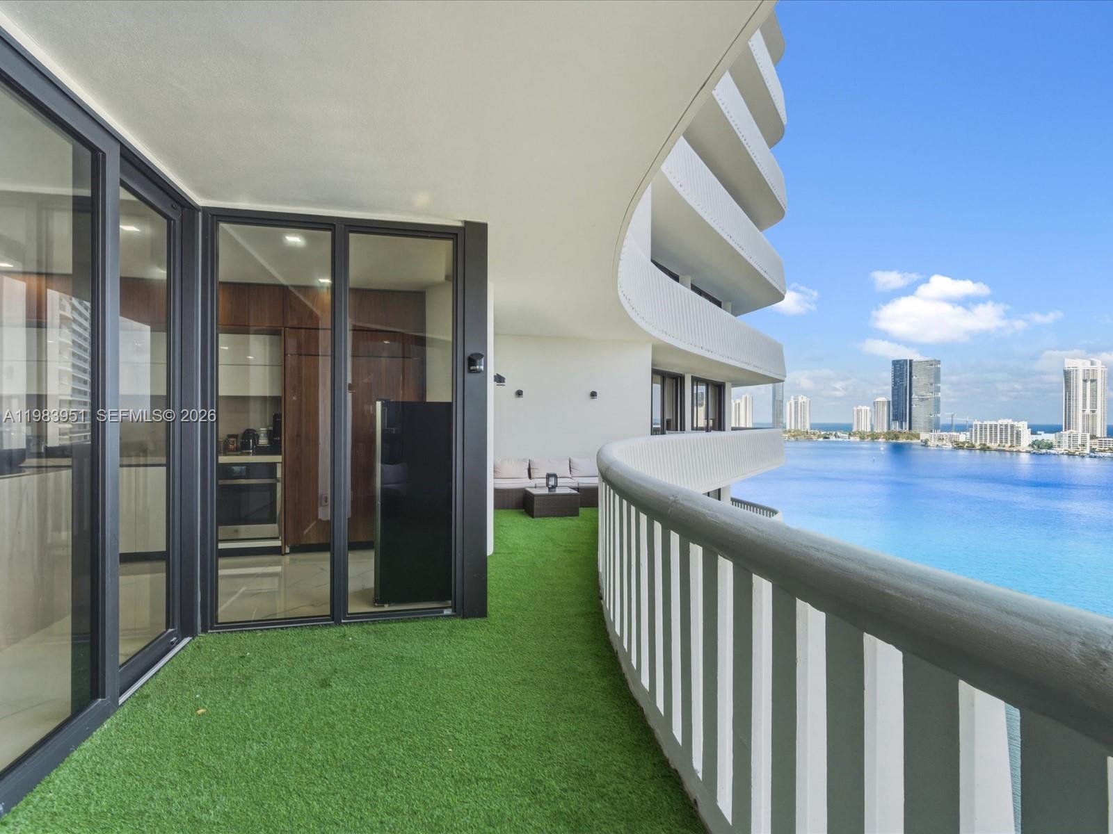 1501 2 / 2 1690 кв.футов $ 2026-03-16 0 Фото