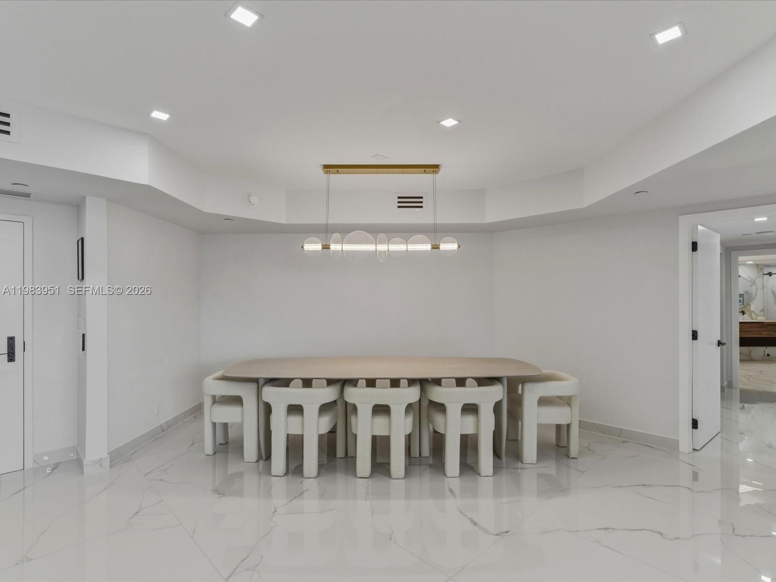 1501 2 / 2 1690 кв.футов $ 2026-03-16 0 Фото