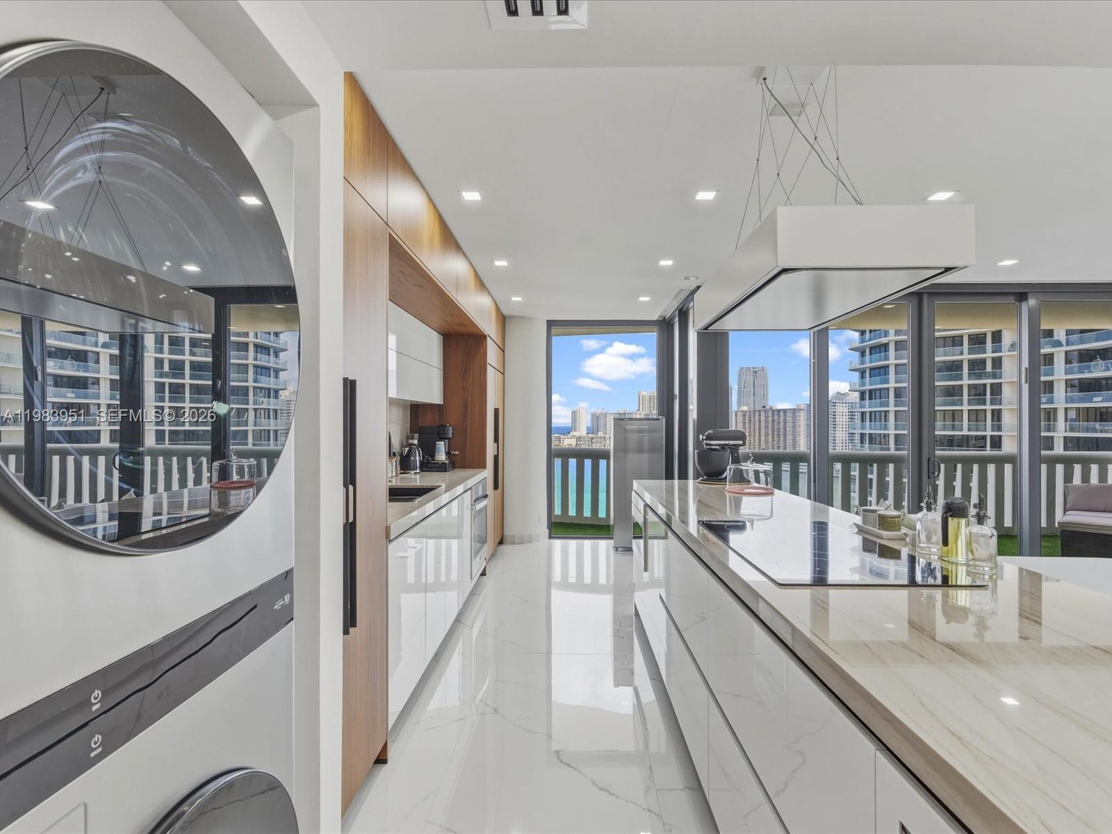 1501 2 / 2 1690 кв.футов $ 2026-03-16 0 Фото