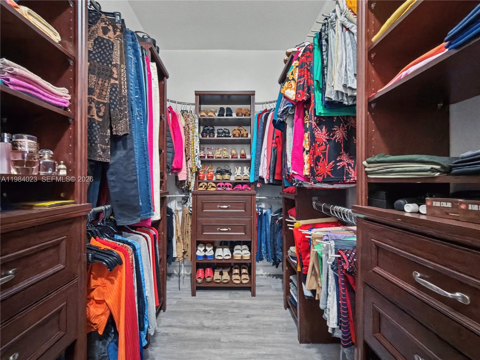 11300 4 / 3 1672 sq. ft. $ 2026-04-24 0 Photo