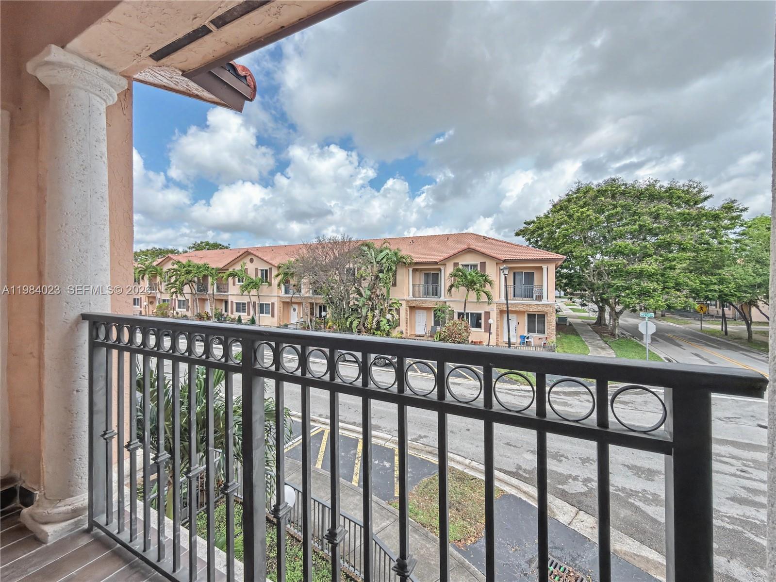 11300 4 / 3 1672 sq. ft. $ 2026-04-24 0 Photo