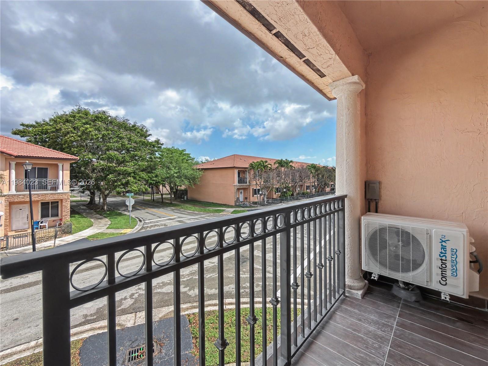 11300 4 / 3 1672 sq. ft. $ 2026-04-24 0 Photo