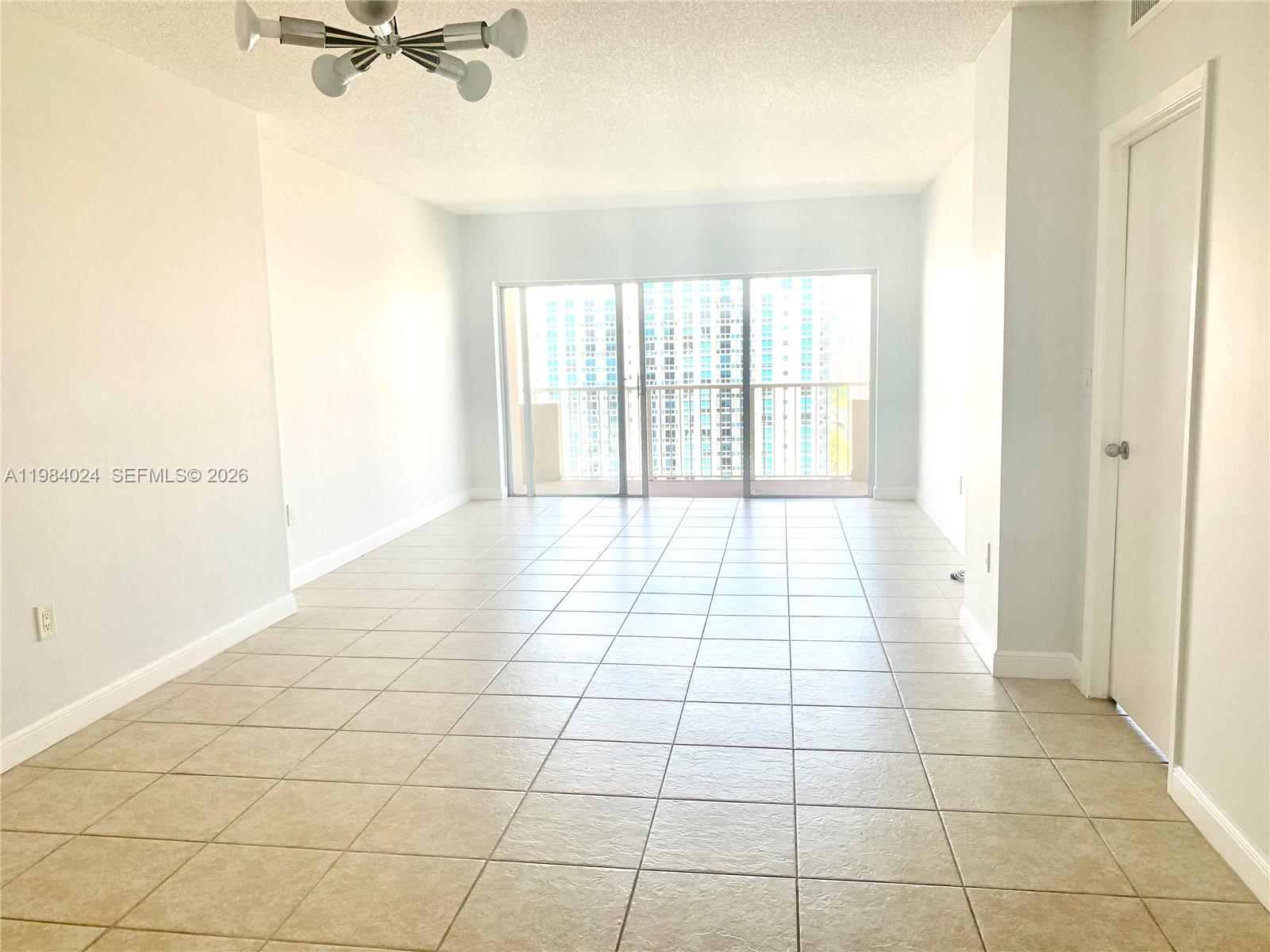 21K 1 / 2 870 sq. ft. $ 2026-03-16 0 Photo
