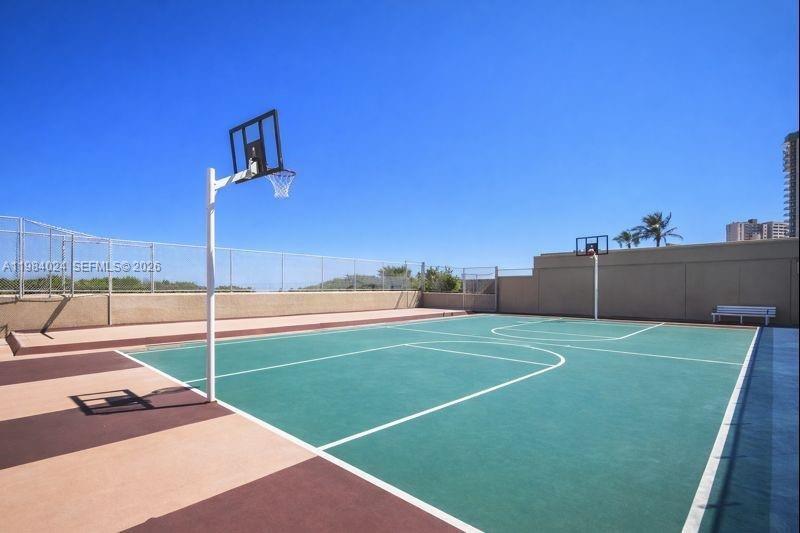 21K 1 / 2 870 sq. ft. $ 2026-03-16 0 Photo