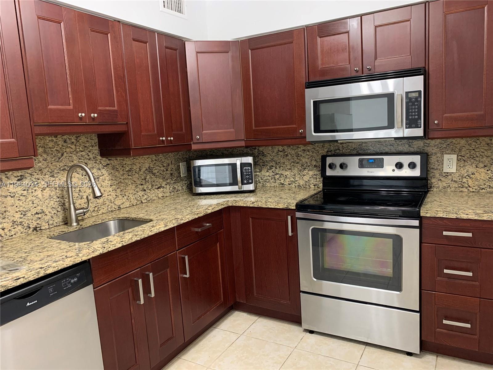 21K 1 / 2 870 sq. ft. $ 2026-03-16 0 Photo