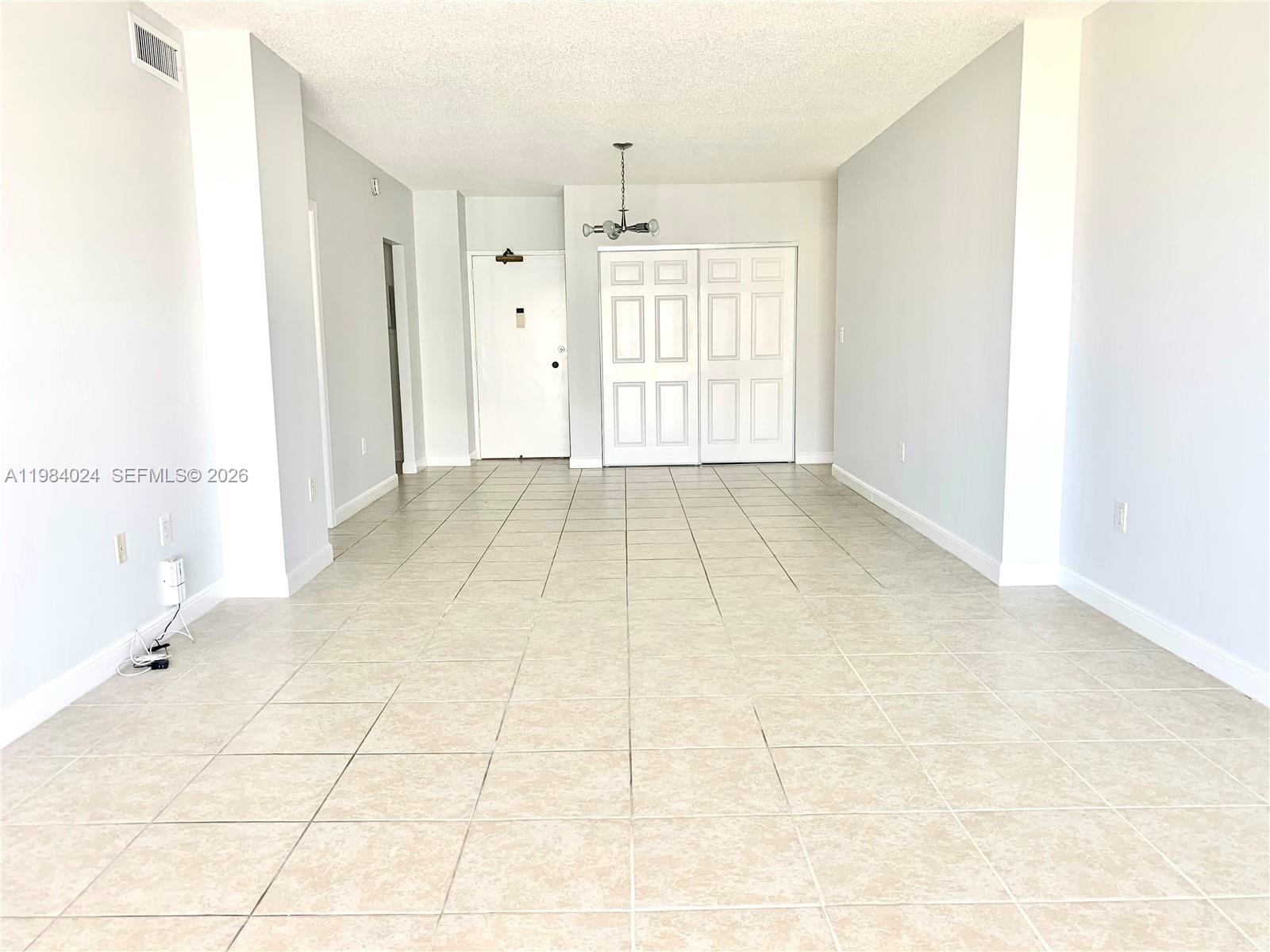21K 1 / 2 870 sq. ft. $ 2026-03-16 0 Photo