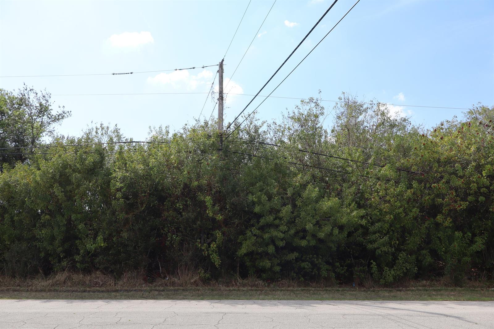   / 0  sq. ft. $ 2026-04-25 0 foto