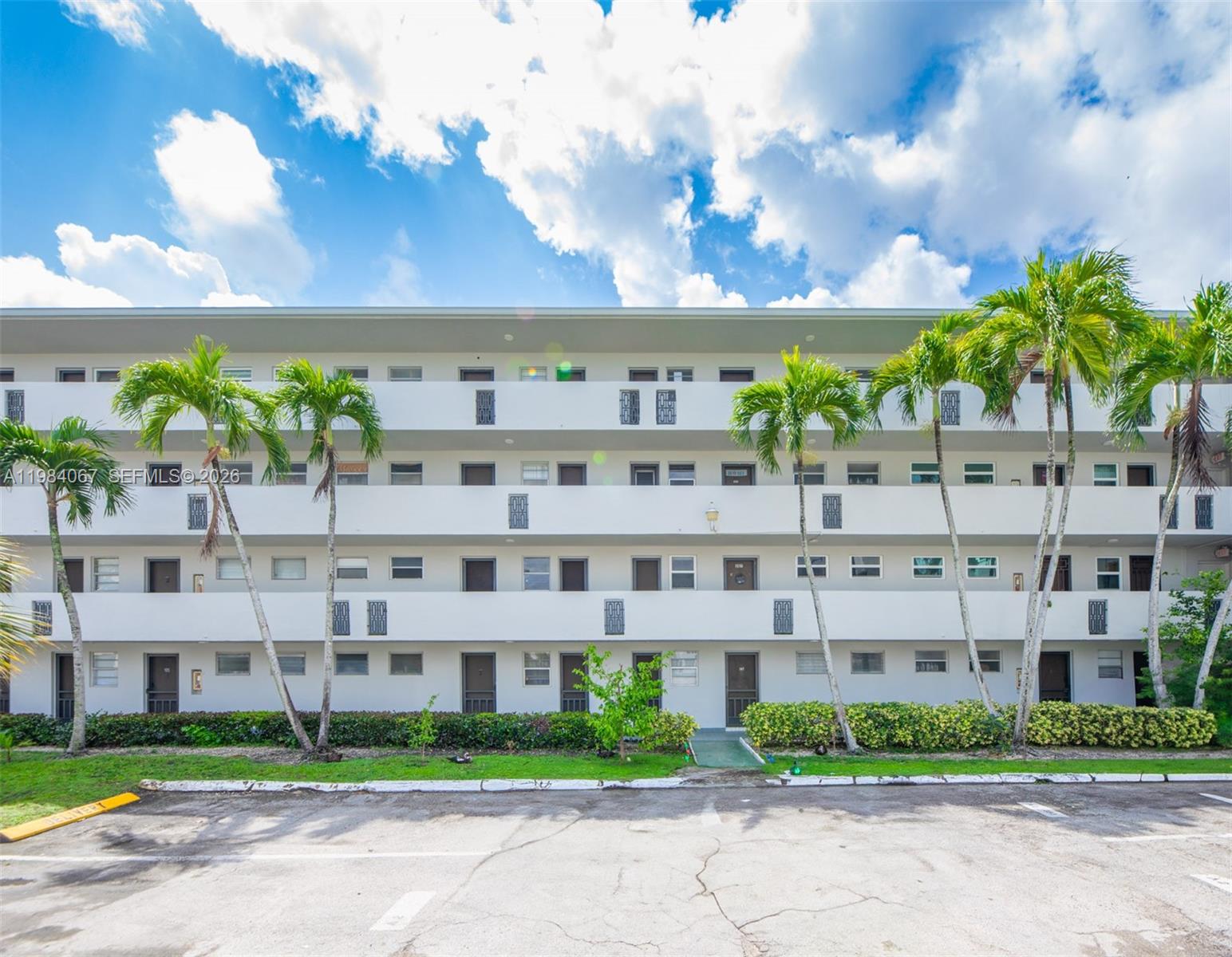 107-2 1 / 2 1036 sq. ft. $ 2026-03-16 0 Photo