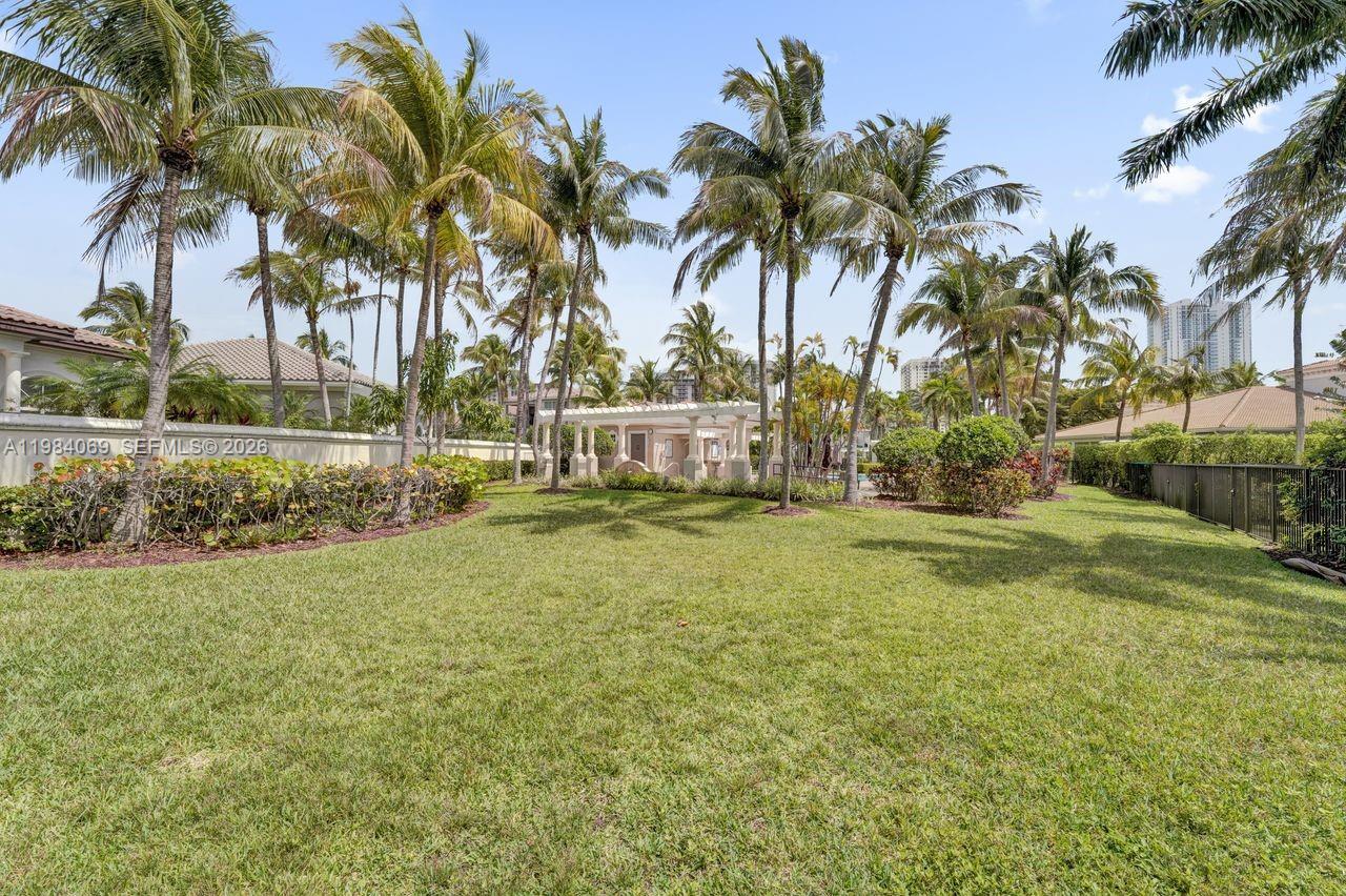 Photo of 899 Spinnaker Dr W (899), Hollywood, Florida, 33019 -