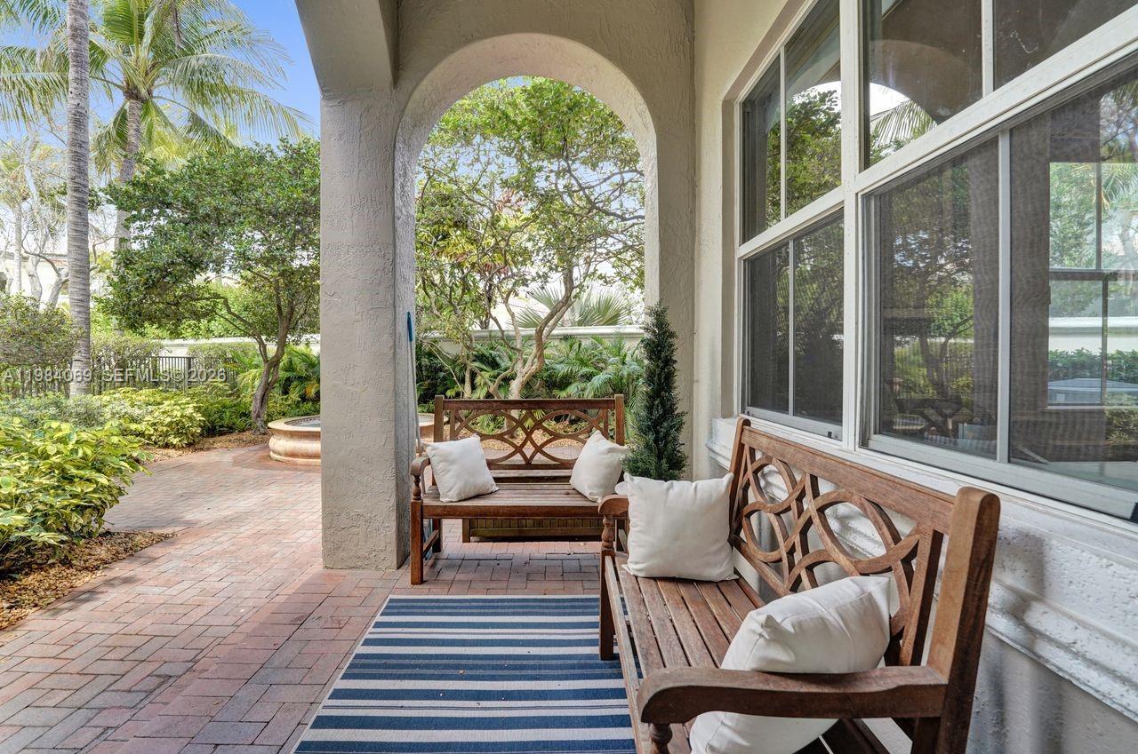 Photo of 899 Spinnaker Dr W (899), Hollywood, Florida, 33019 -