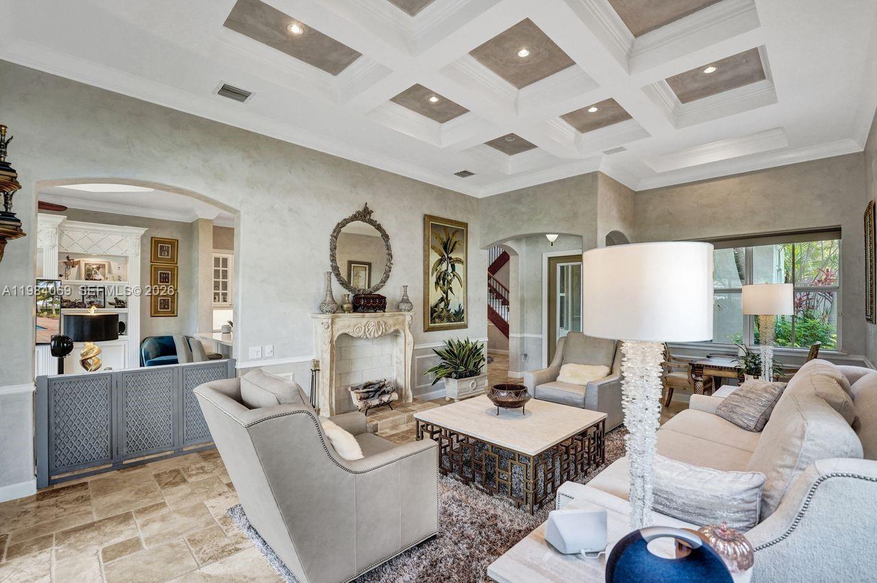 Photo of 899 Spinnaker Dr W (899), Hollywood, Florida, 33019 -