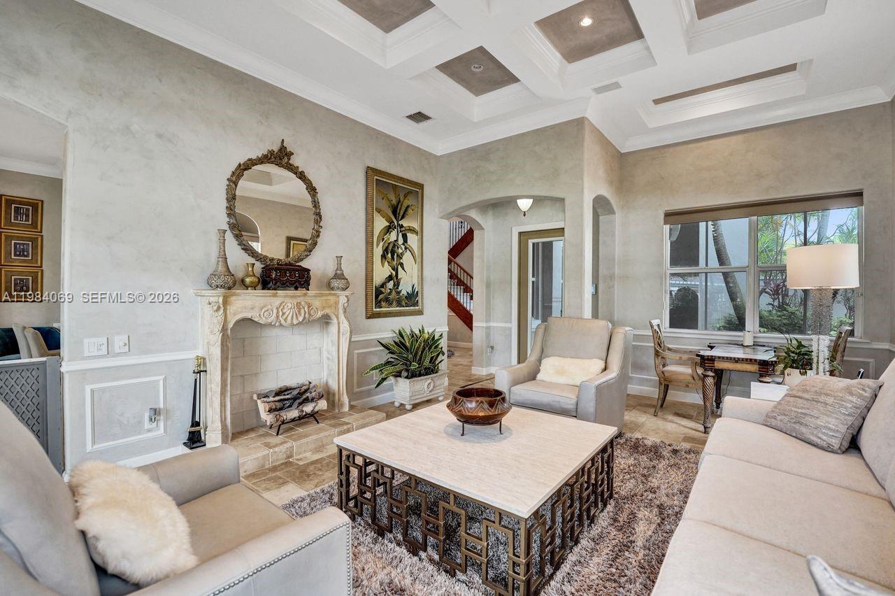 Photo of 899 Spinnaker Dr W (899), Hollywood, Florida, 33019 -