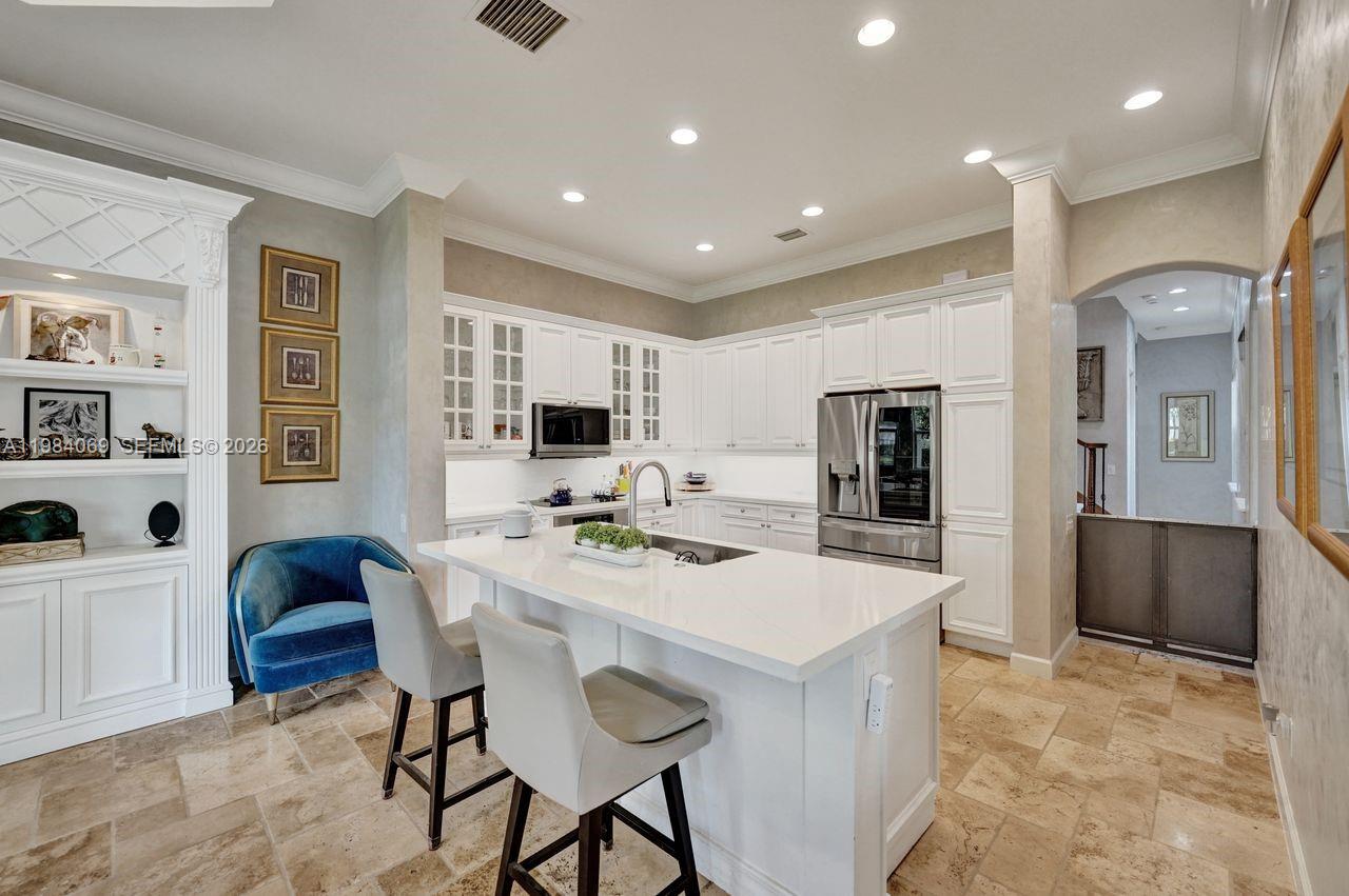 Photo of 899 Spinnaker Dr W (899), Hollywood, Florida, 33019 -