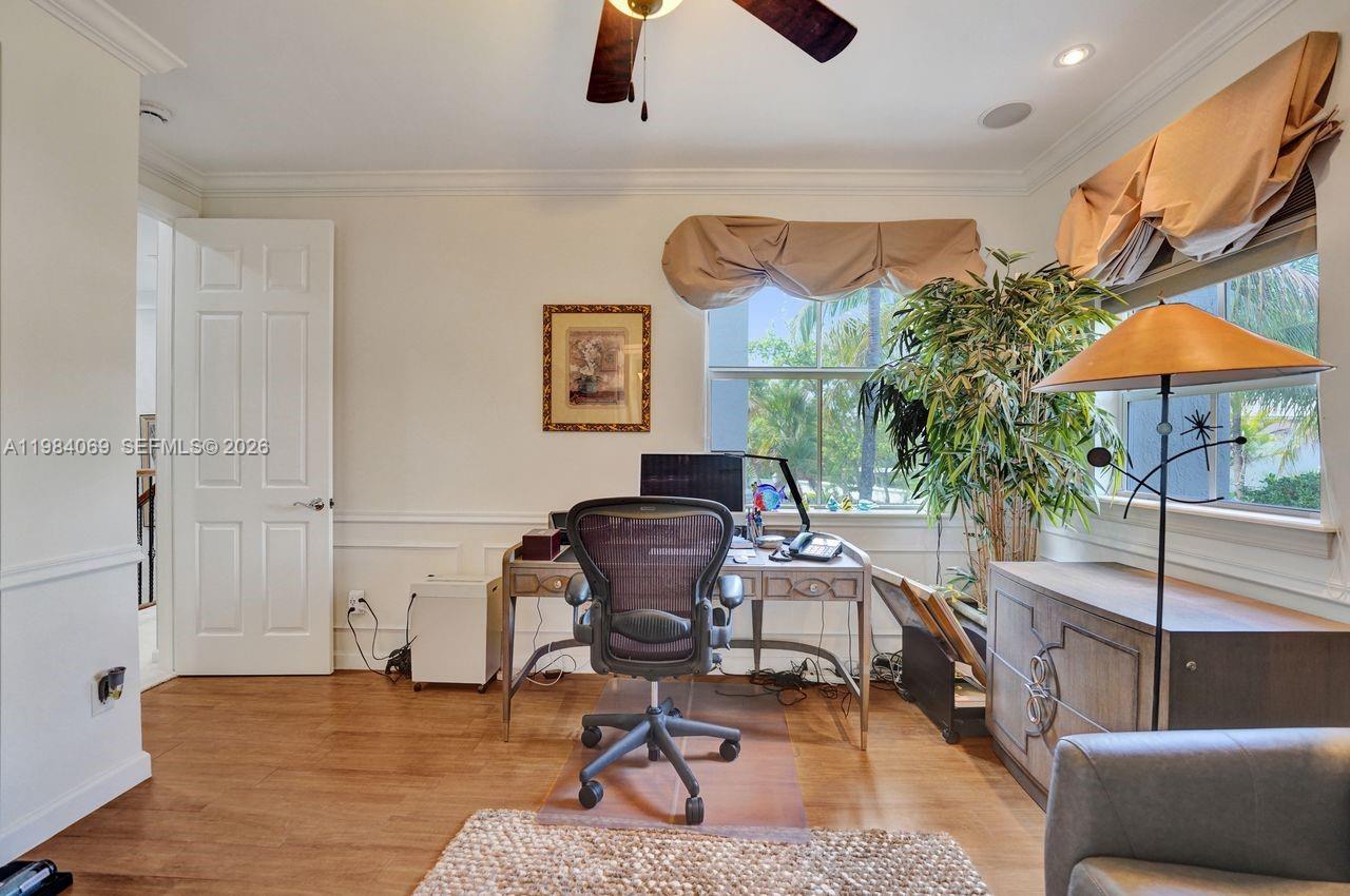 Photo of 899 Spinnaker Dr W (899), Hollywood, Florida, 33019 -