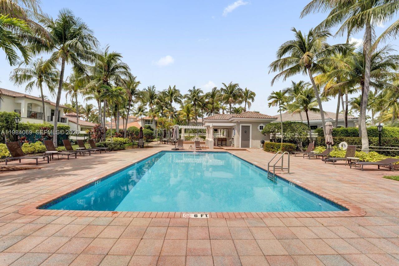 Photo of 899 Spinnaker Dr W (899), Hollywood, Florida, 33019 -