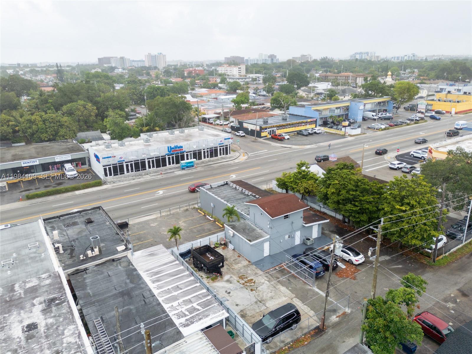 5810  /   кв.футов $ 2026-03-17 0 Фото