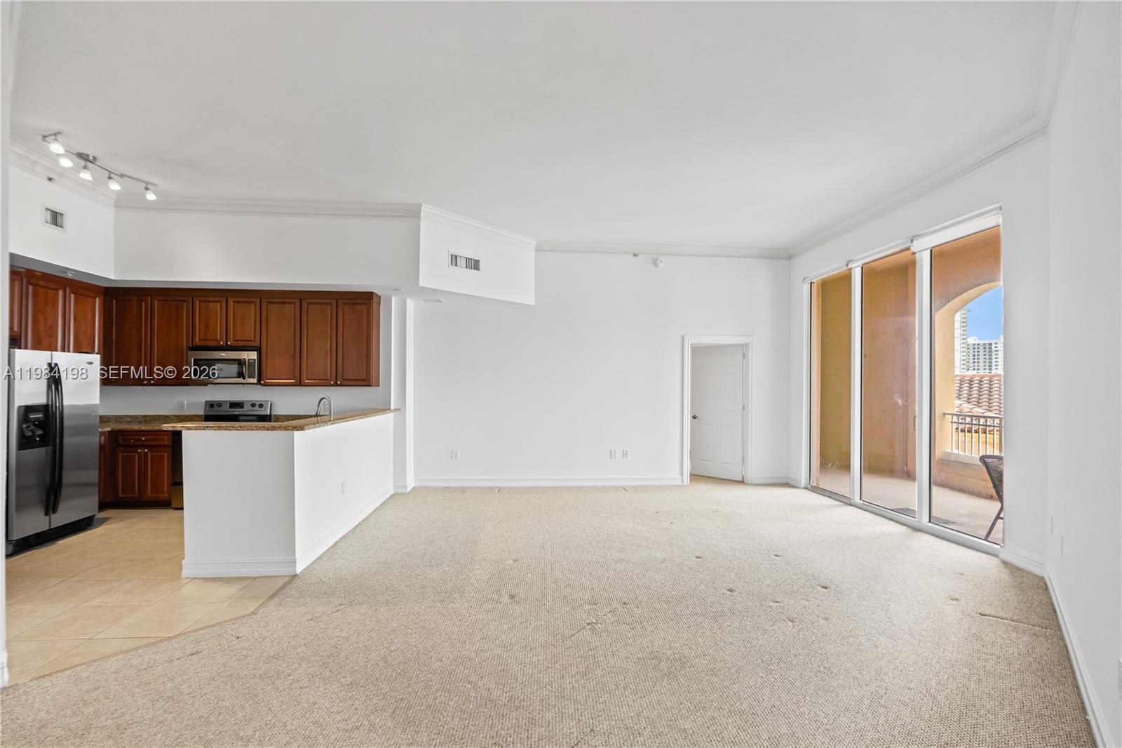 Photo of 3001 185th St  #716, Aventura, Florida, 33180 - 