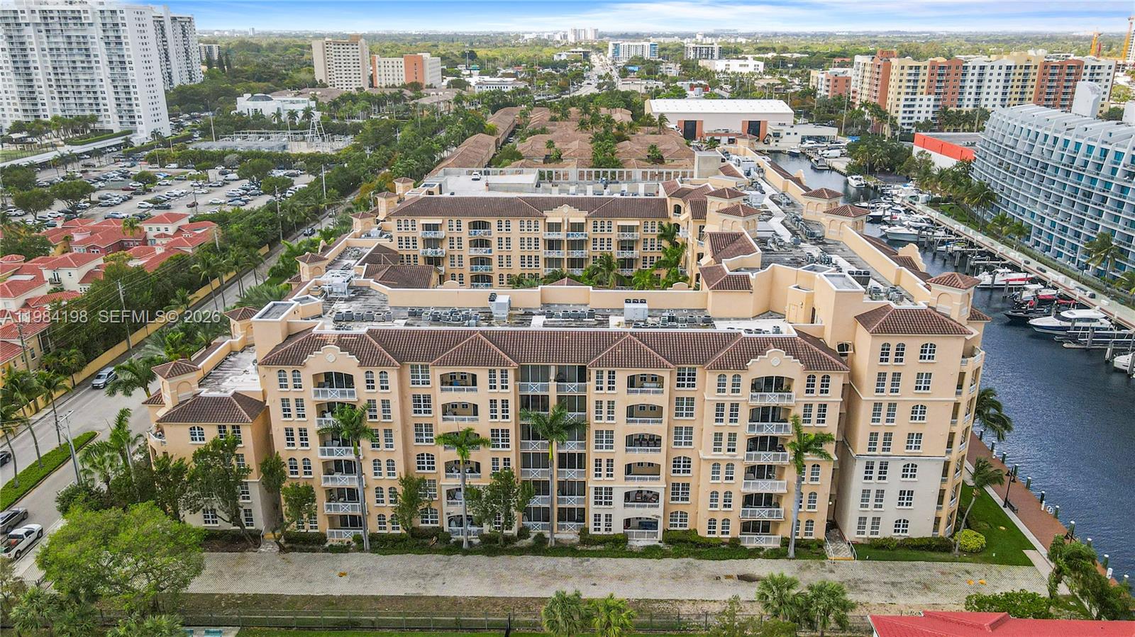 Photo of 3001 185th St  #716, Aventura, Florida, 33180 - 